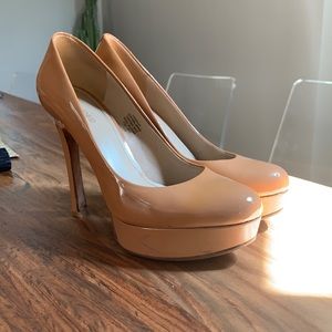 Joan & David platform nude heels